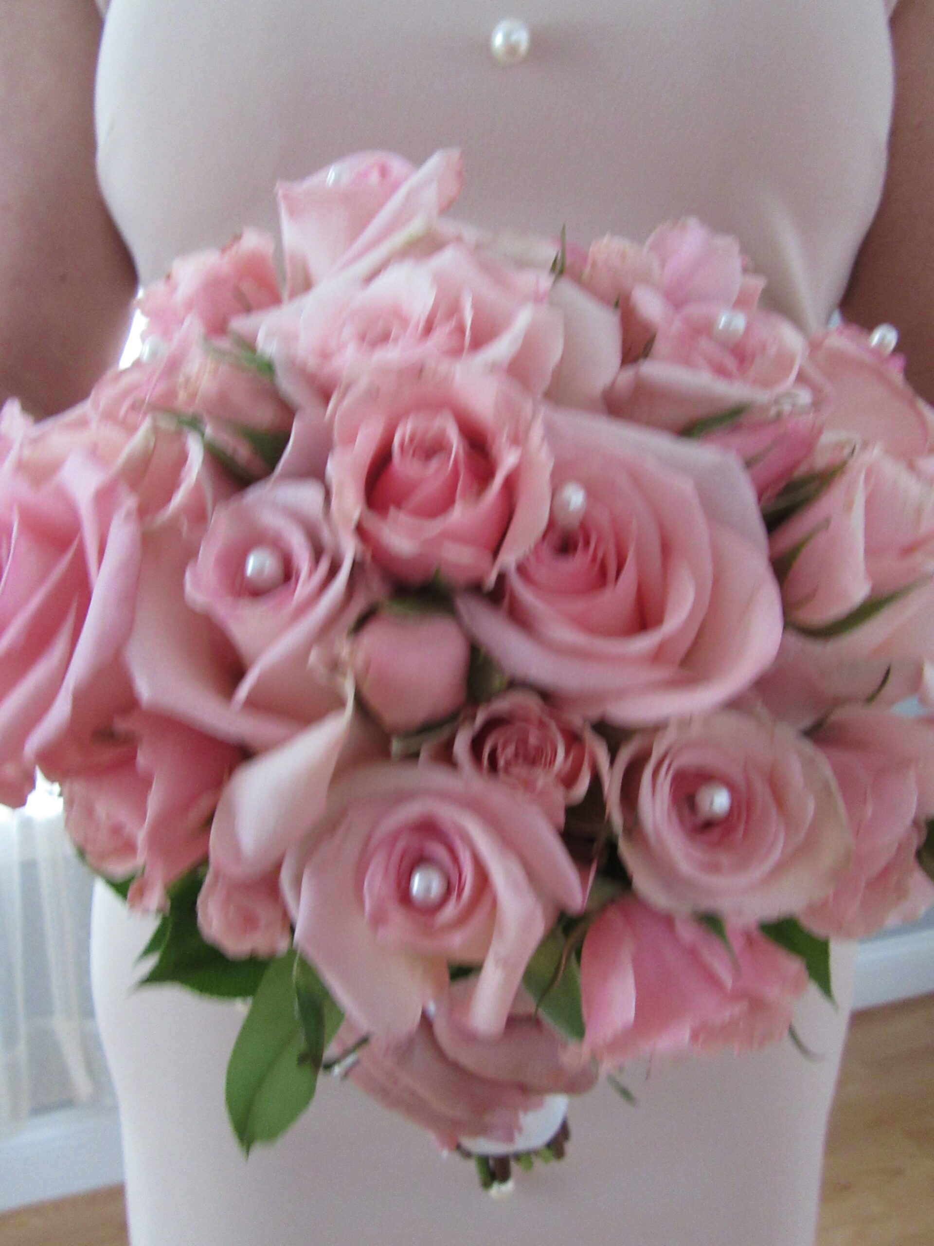 A bouquet of pink roses